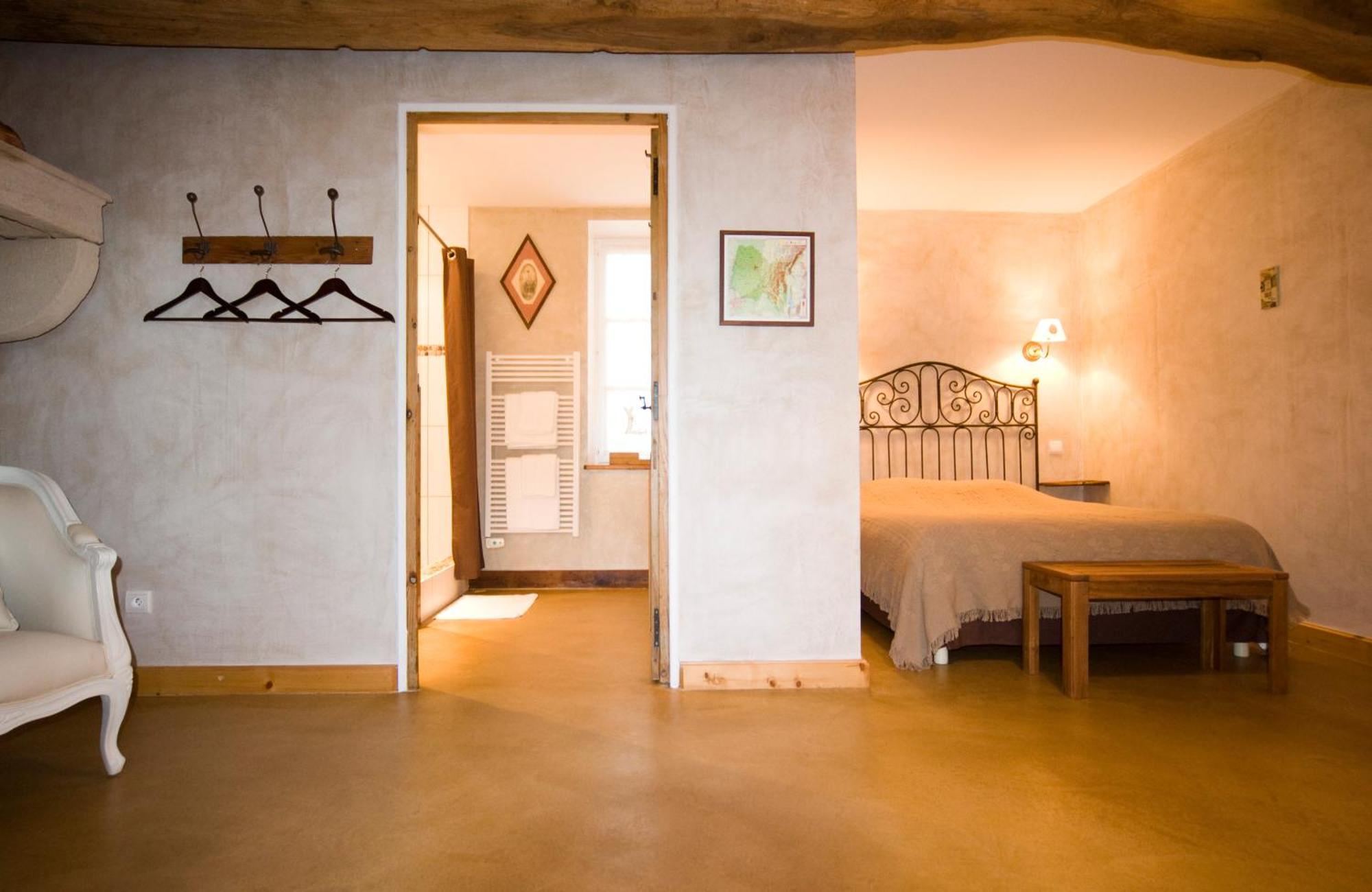 B&B La Cerisaie Francheleins Екстериор снимка