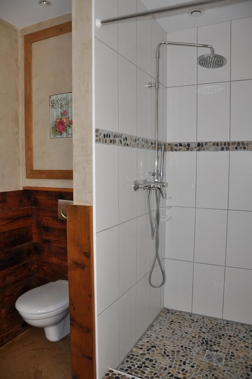 B&B La Cerisaie Francheleins Стая снимка