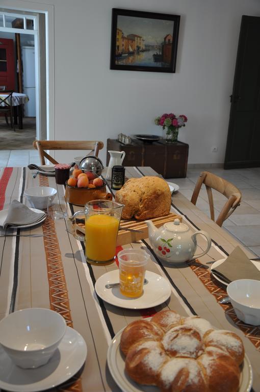 B&B La Cerisaie Francheleins Екстериор снимка